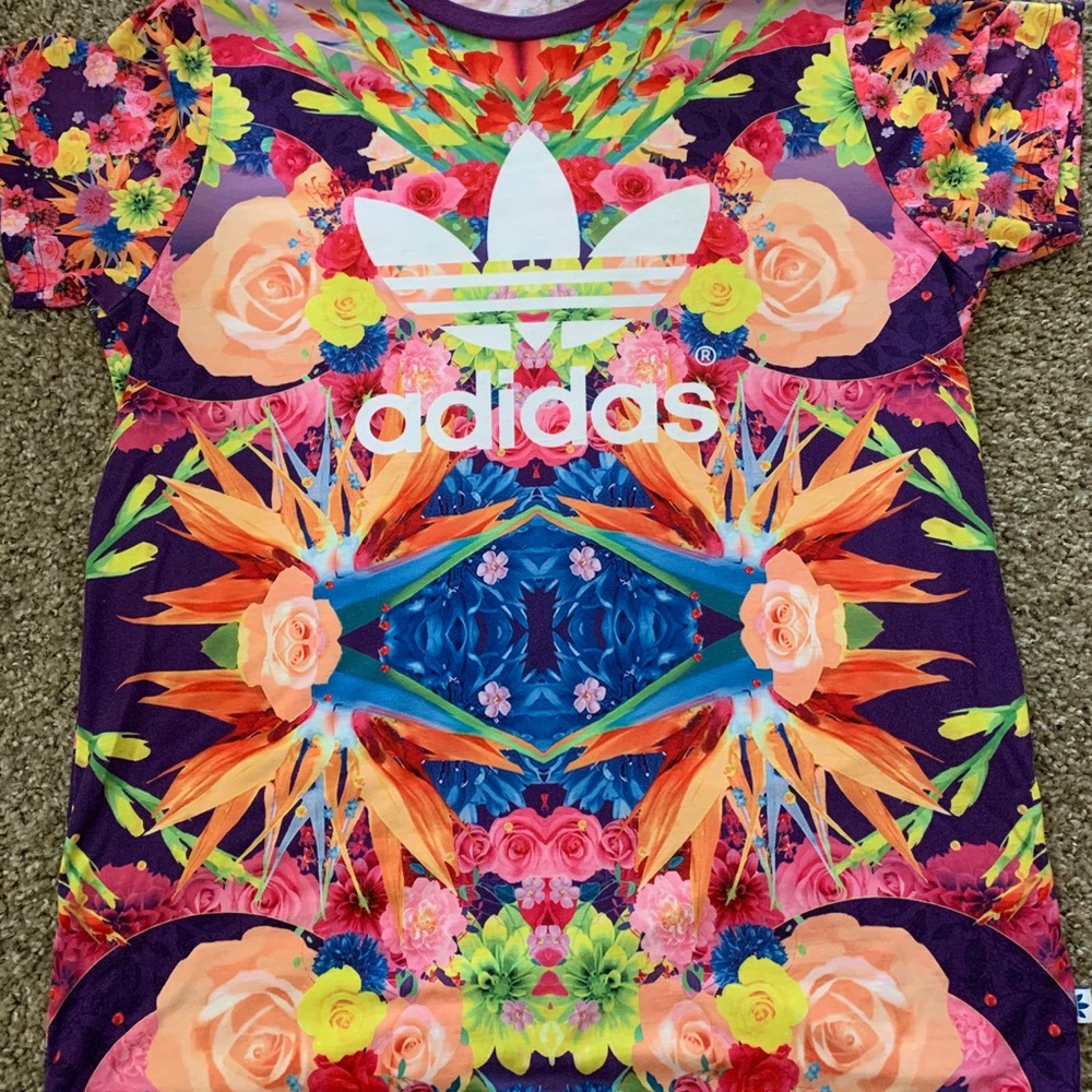 Adidas tee-shirt